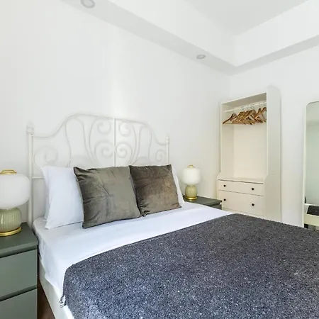 Stunning Retreat 3 Min To Kanyon Mall اسطنبول